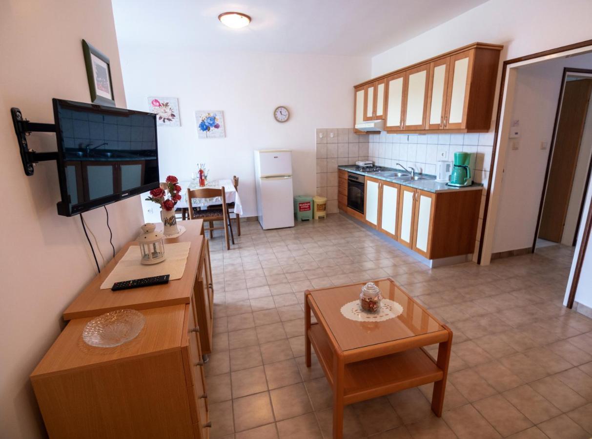 Apartments Dokovic Barbat na Rabu Luaran gambar